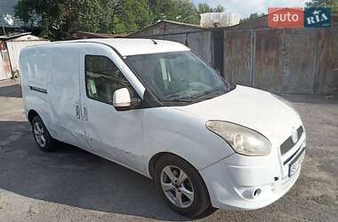Минивэн Fiat Doblo 2010 в Киеве