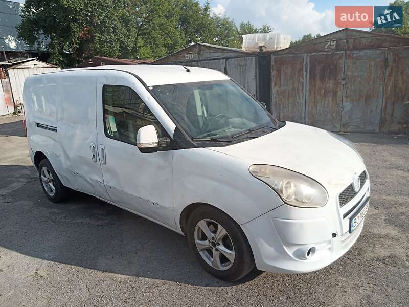 Минивэн Fiat Doblo 2010 в Киеве фото 5 Минивэн Fiat Doblo 2010 в Киеве