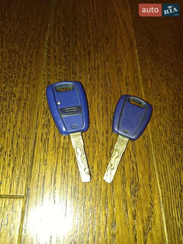 Мінівен Fiat Doblo 2005 в Львові