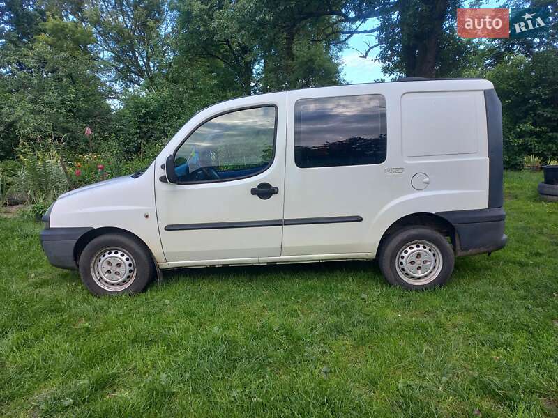 Минивэн Fiat Doblo 2002 в Ратным