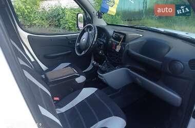 Вантажний фургон Fiat Doblo 2012 в 