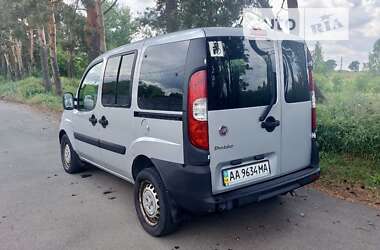 Мінівен Fiat Doblo 2011 в Києві