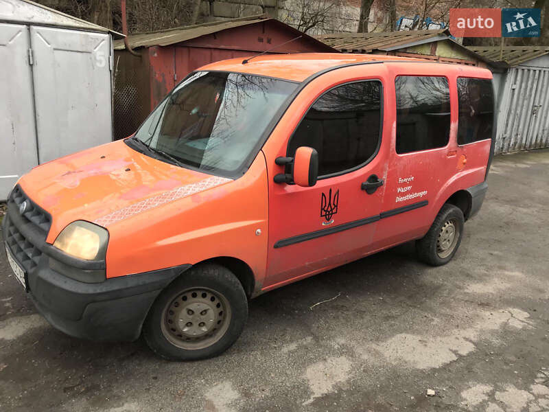 Минивэн Fiat Doblo 2004 в Луцке