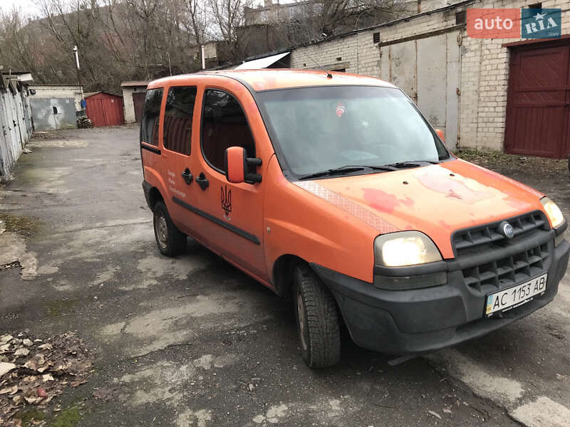 Минивэн Fiat Doblo 2004 в Луцке