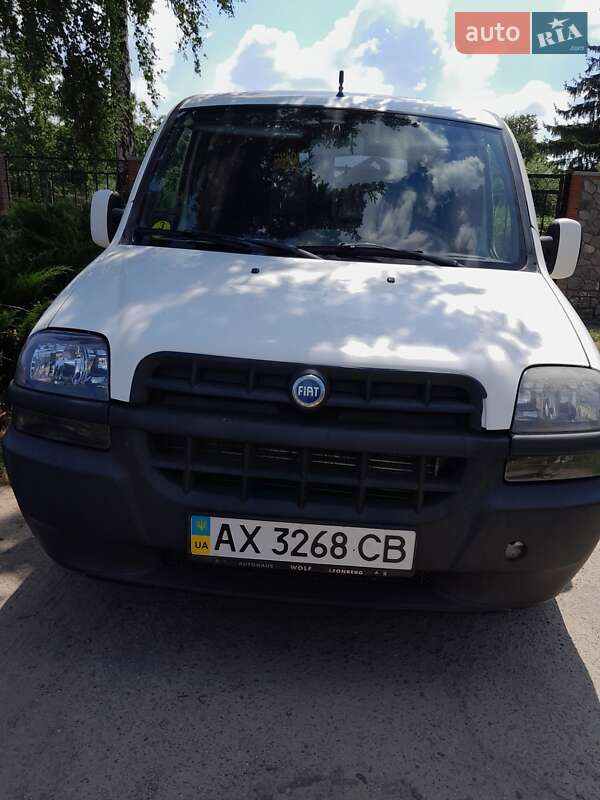 Минивэн Fiat Doblo 2005 в 