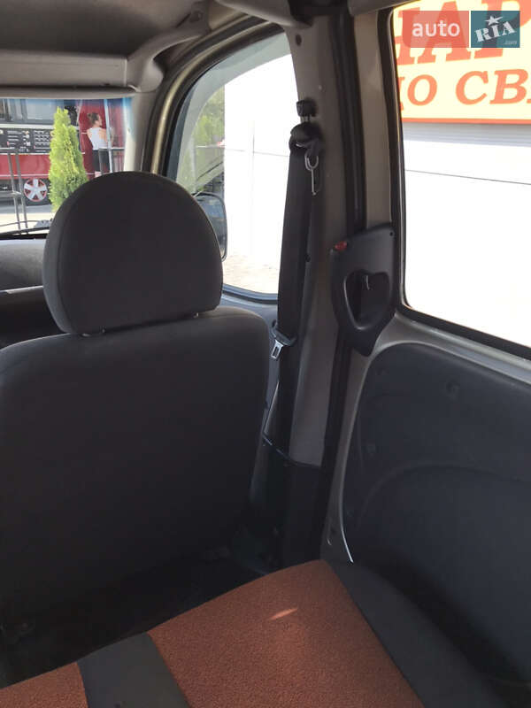 Минивэн Fiat Doblo 2008 в Буске