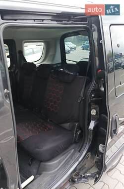Минивэн Fiat Doblo 2010 в 