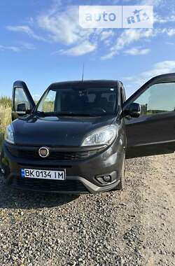 Минивэн Fiat Doblo 2015 в Ровно