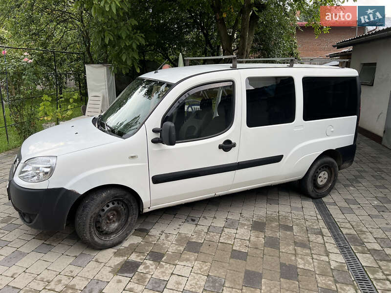 Минивэн Fiat Doblo 2007 в Львове
