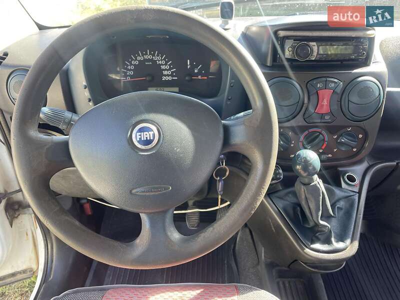 Минивэн Fiat Doblo 2000 в Новой Ушице