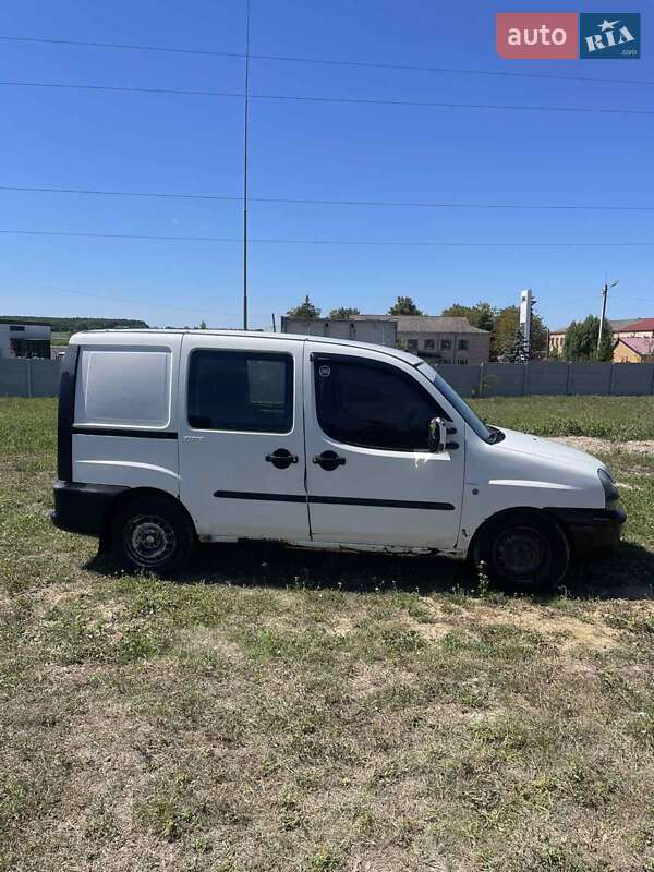 Минивэн Fiat Doblo 2000 в Новой Ушице