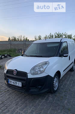 Вантажний фургон Fiat Doblo 2013 в Дубні