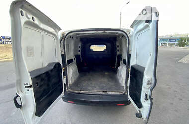 Грузовой фургон Fiat Doblo 2011 в 