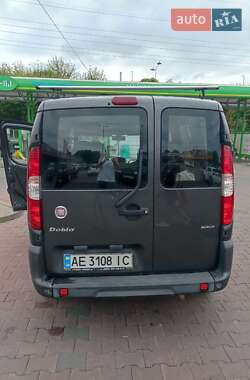 Мінівен Fiat Doblo 2011 в 