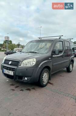 Мінівен Fiat Doblo 2011 в 
