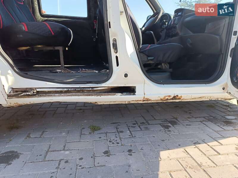 Минивэн Fiat Doblo 2001 в Каменец-Подольском фото 25 Минивэн Fiat Doblo 2001 в Каменец-Подольском