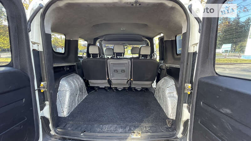Мінівен Fiat Doblo 2010 в Калинівці