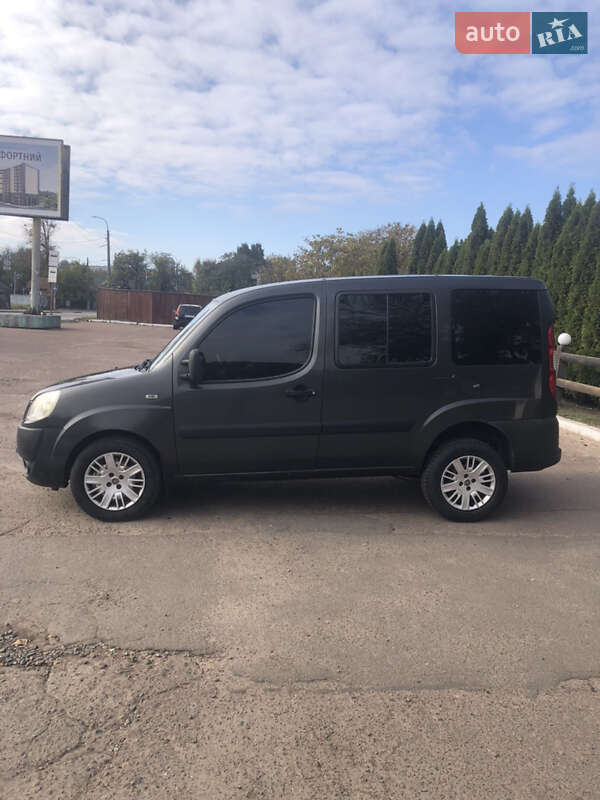 Минивэн Fiat Doblo 2007 в Чернигове