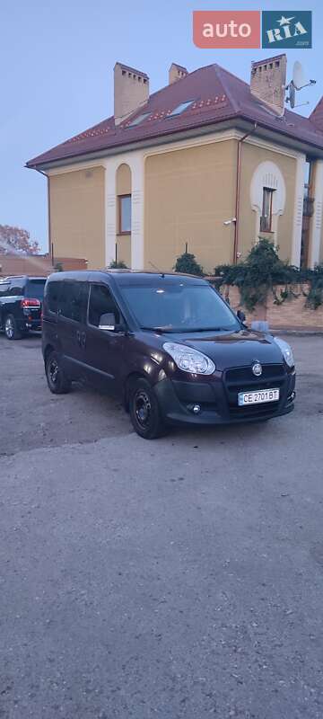 Мінівен Fiat Doblo 2010 в Чернівцях фото 2 Мінівен Fiat Doblo 2010 в Чернівцях