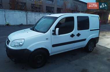 Вантажопасажирський фургон Fiat Doblo 2008 в Харкові