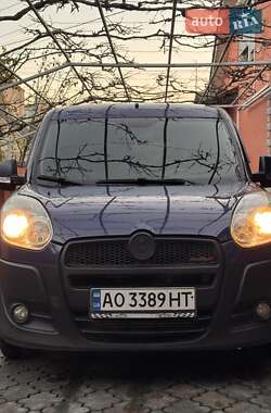 Вантажний фургон Fiat Doblo 2011 в Хусті