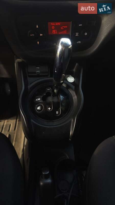 Грузовой фургон Fiat Doblo 2015 в Черновцах