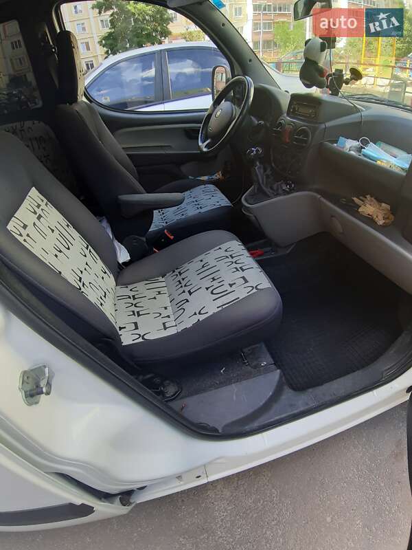 Минивэн Fiat Doblo 2008 в Ивано-Франковске фото 10 Минивэн Fiat Doblo 2008 в Ивано-Франковске