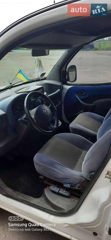 Минивэн Fiat Doblo 2003 в Березному