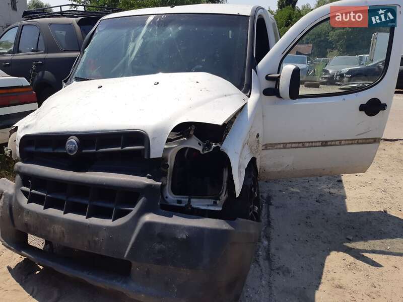 Минивэн Fiat Doblo 2001 в Киеве