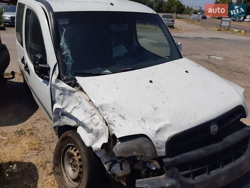 Минивэн Fiat Doblo 2001 в Киеве