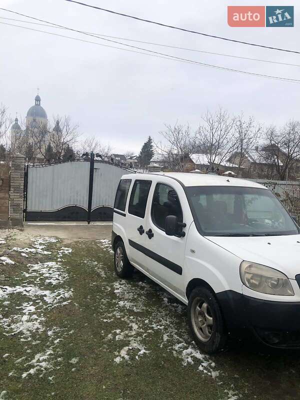 Минивэн Fiat Doblo 2007 в Ивано-Франковске