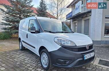 Вантажний фургон Fiat Doblo 2017 в Сваляві