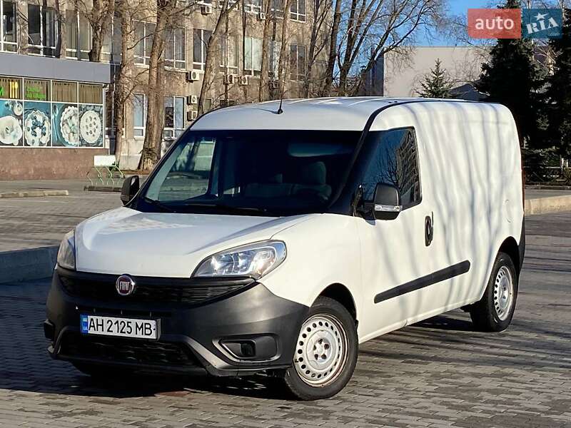 Вантажний фургон Fiat Doblo 2017 в Дніпрі