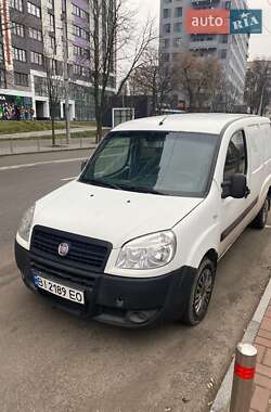 Вантажний фургон Fiat Doblo 2008 в Києві