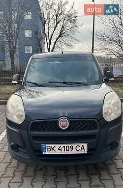 Минивэн Fiat Doblo 2010 в Ровно