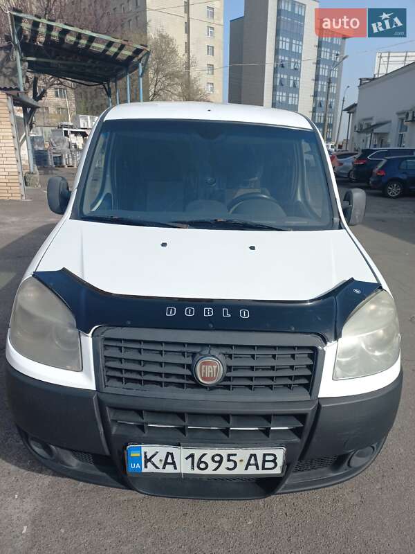 Fiat Doblo 2011
