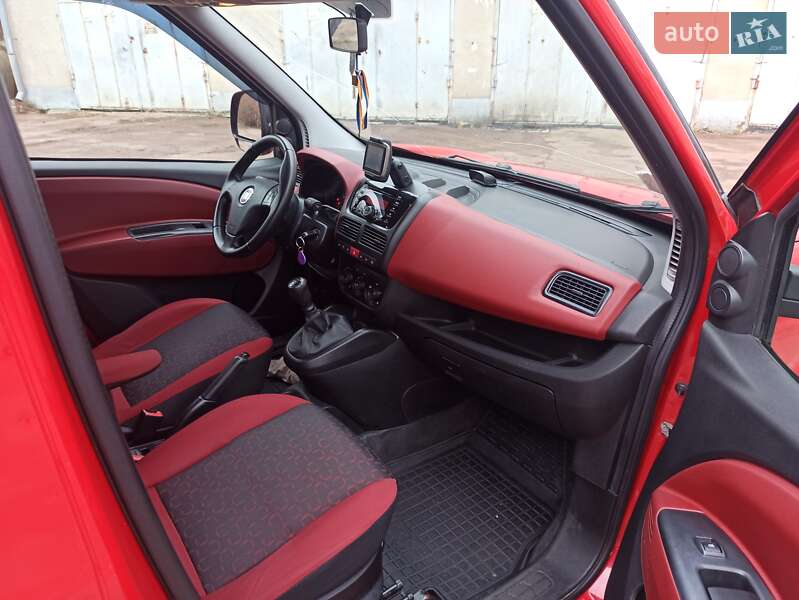 Минивэн Fiat Doblo 2010 в Житомире фото 9 Минивэн Fiat Doblo 2010 в Житомире