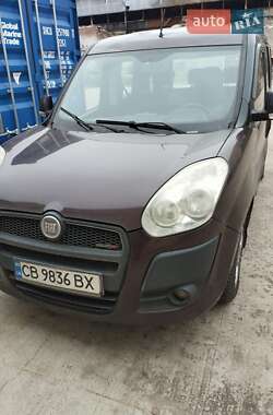 Минивэн Fiat Doblo 2010 в Чернигове