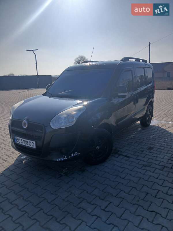 Мінівен Fiat Doblo 2010 в Радехові