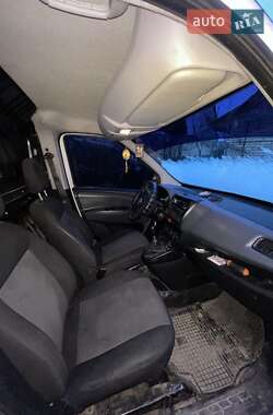 Вантажопасажирський фургон Fiat Doblo 2013 в 