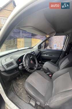 Вантажопасажирський фургон Fiat Doblo 2013 в 