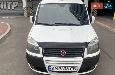 Минивэн Fiat Doblo 2008 в Киеве