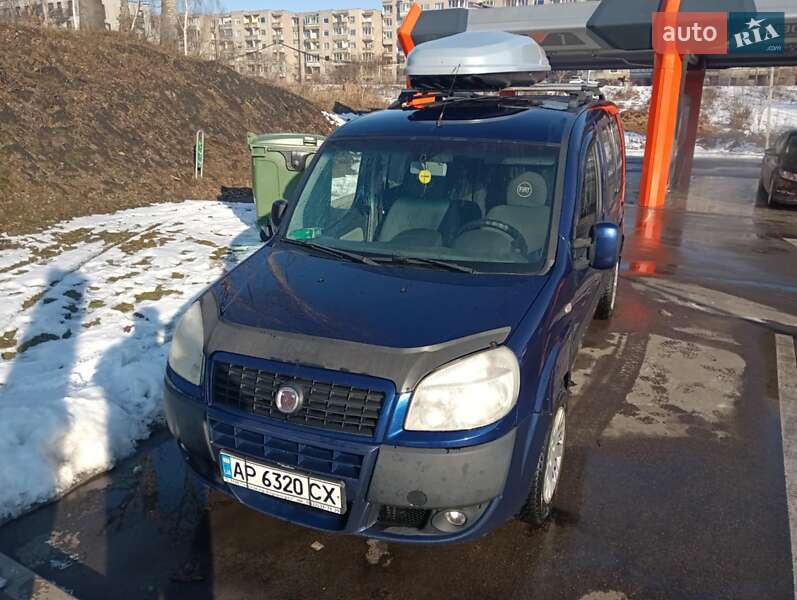 Минивэн Fiat Doblo 2009 в Ровно