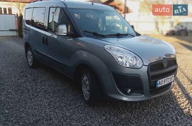 Минивэн Fiat Doblo 2012 в Хусте