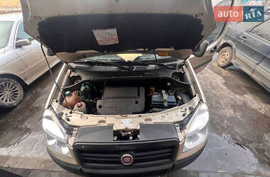 Минивэн Fiat Doblo 2013 в 
