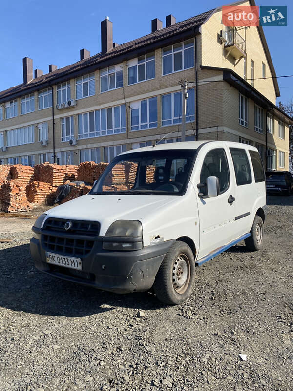 Минивэн Fiat Doblo 2002 в Луцке