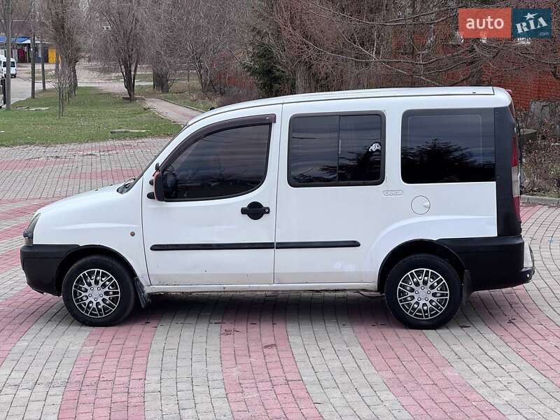 Минивэн Fiat Doblo 2003 в Запорожье