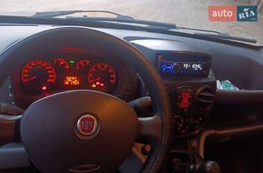 Минивэн Fiat Doblo 2010 в 