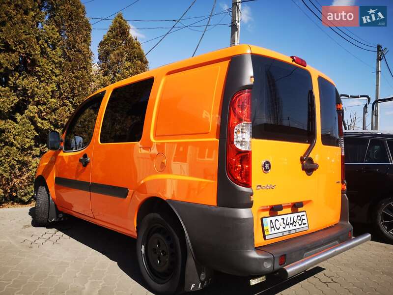 Минивэн Fiat Doblo 2007 в Луцке