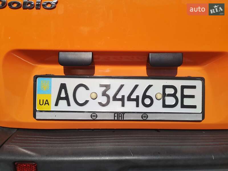 Минивэн Fiat Doblo 2007 в Луцке
